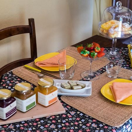 Giannetti Bed & Breakfast Poggio alle Mura Exterior foto
